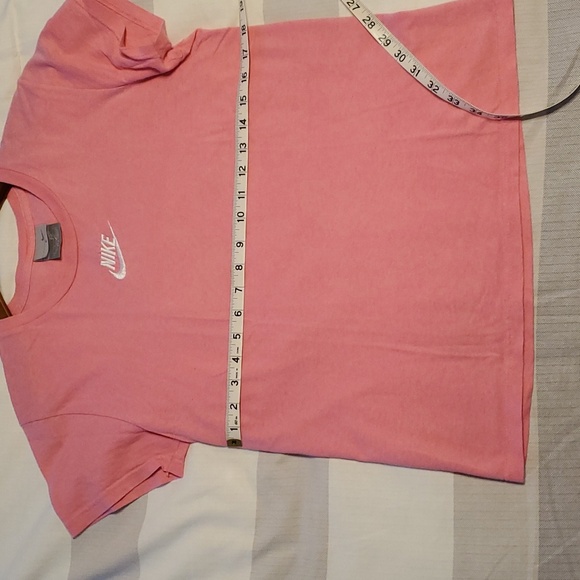 Pink Nike t-shirt, size small, - Picture 6 of 7